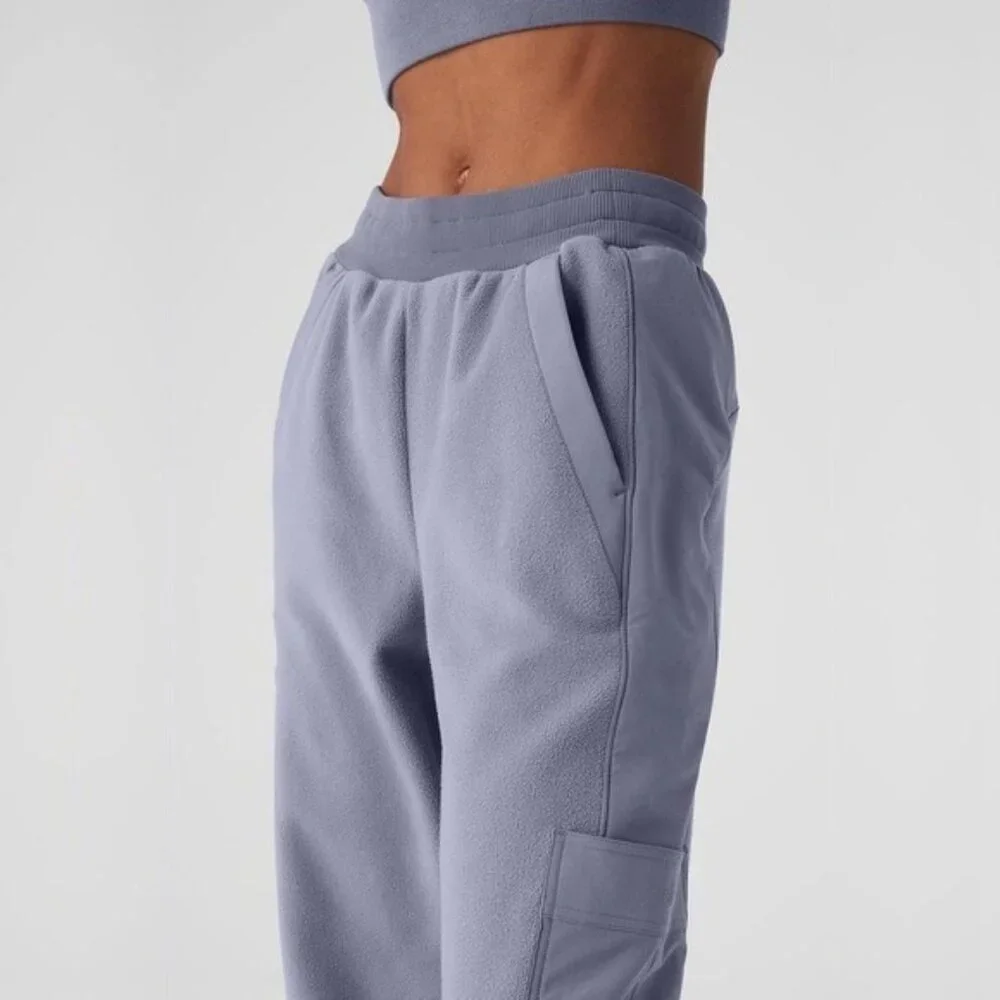 ALO YOGA Polar Fleece Wintry Mix Pant in Fog Small #A1721